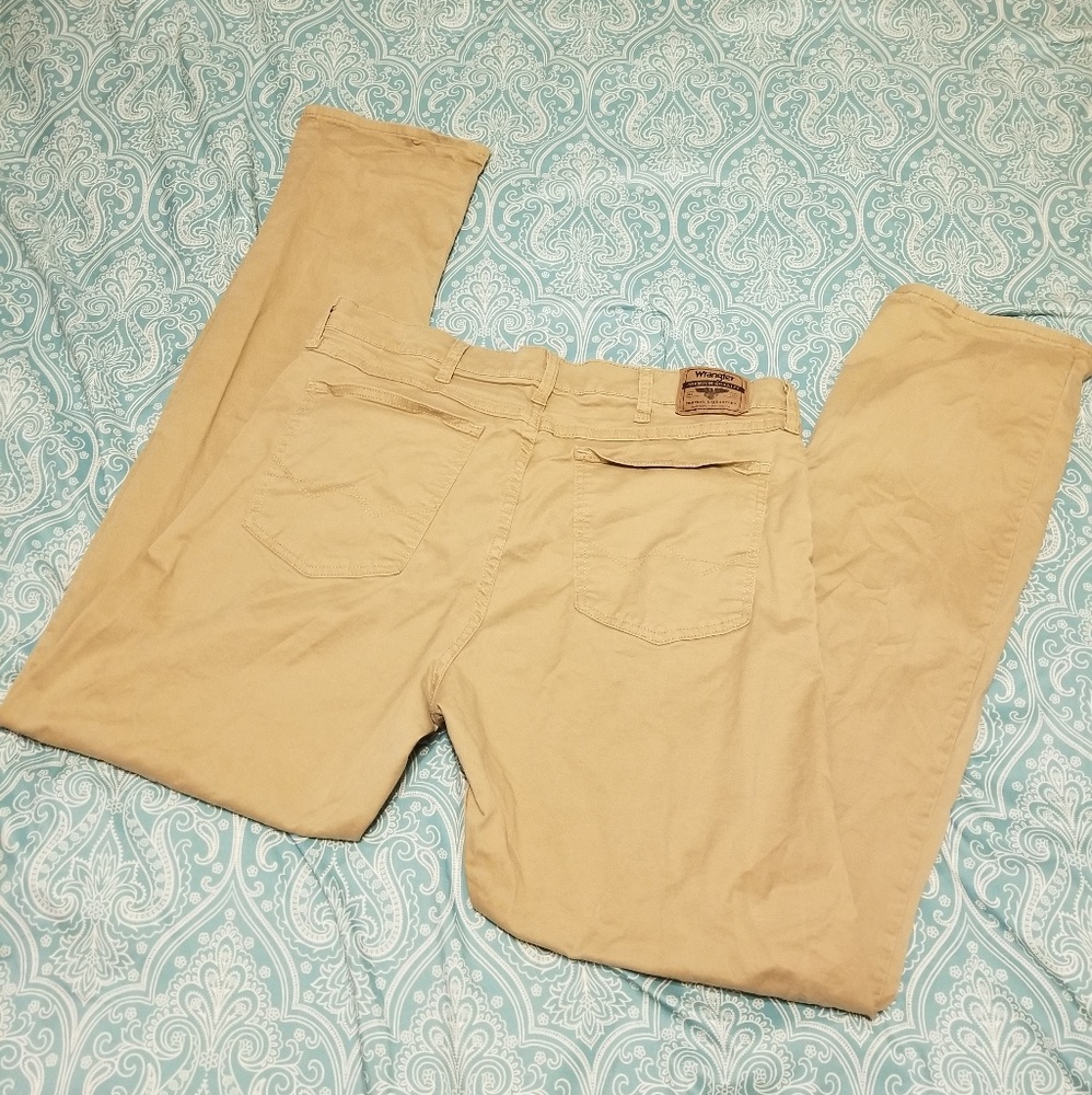 Straight leg Wrangler flex 36 x 34